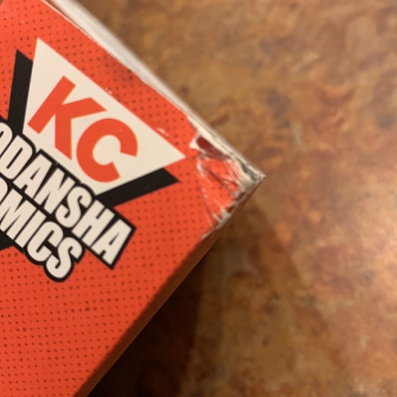 Attack on Titan Colossal Editions 1-4 by Hajime Isayama. - Picture 3 of 6